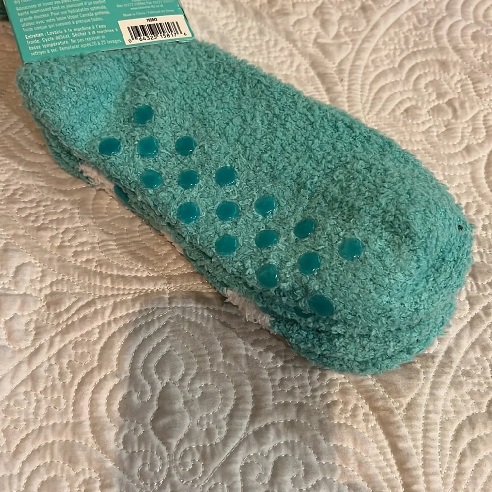 Therawell shea abutter infused‎ cozy socks, new